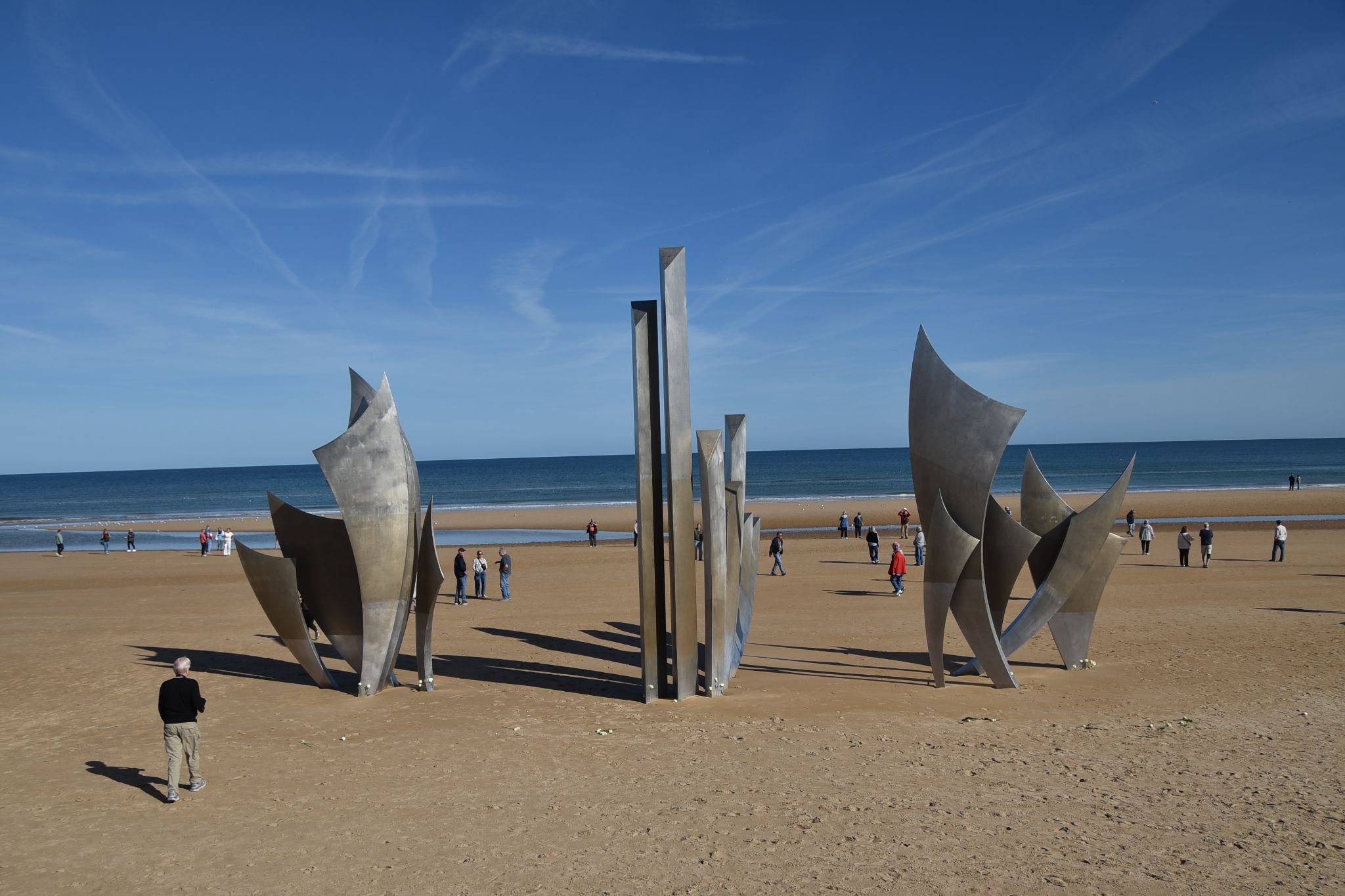 The Les Braves sculpture memorial